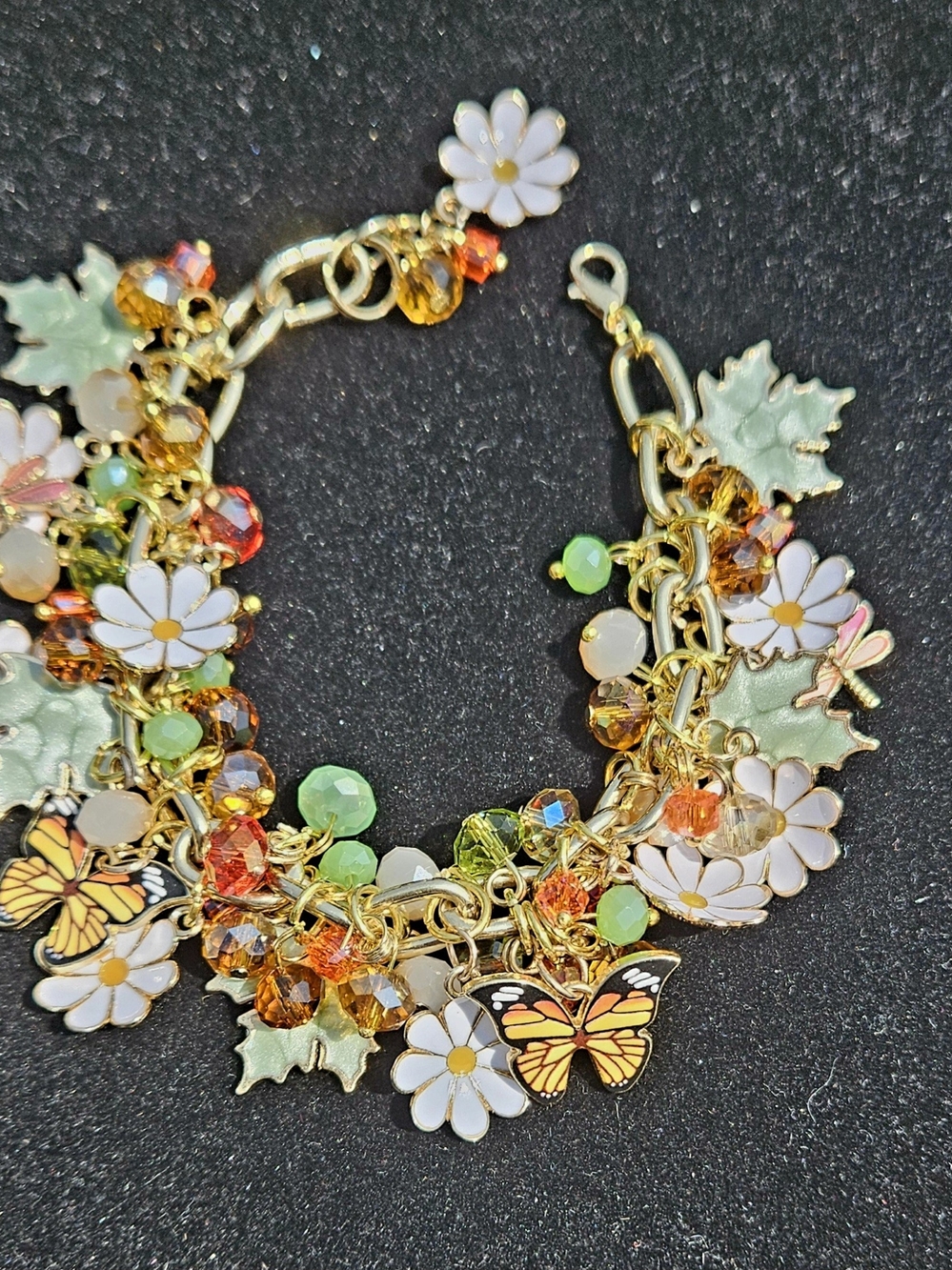 Gold Floral, Dragonfly & Butterfly Charm Bracelet - White Daisy, Green Leaf OOAK - Picture 10 of 14